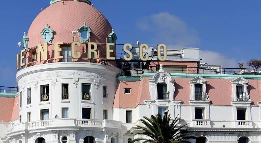 Chambres Supérieures privées, plein centre-ville de Nice - HUBERT Francia