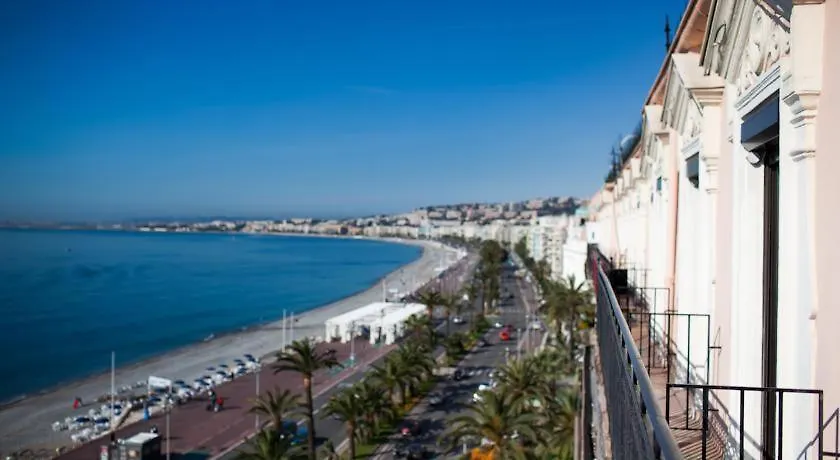 Chambres Supérieures privées, plein centre-ville de Nice - HUBERT Alloggio in famiglia