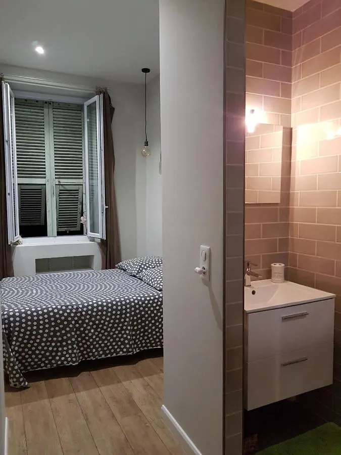 Chambres Superieures Privees, Plein Centre-Ville De Nice - Hubert Γαλλία