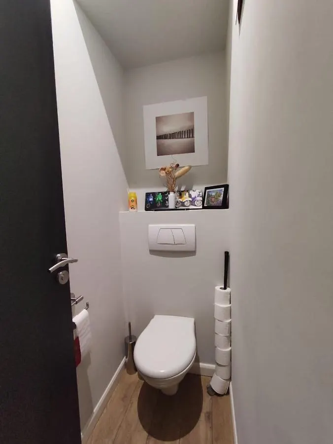 Chambres Superieures Privees, Plein Centre-Ville De Nice - Hubert